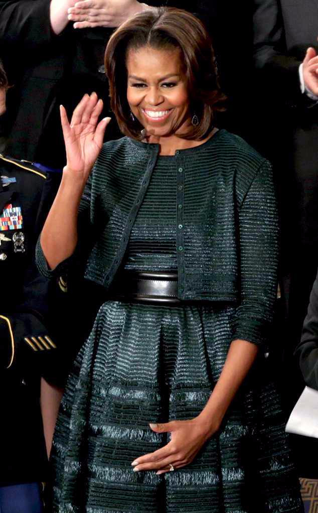 Michelle Obama, frenquentemente é vista usando Azzedine Alaïa.